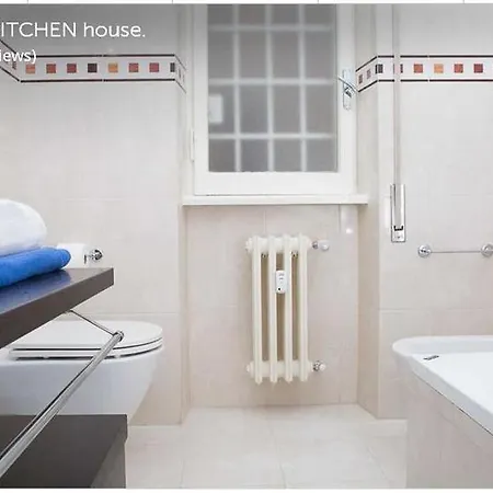 The Red Kitchen House Roma