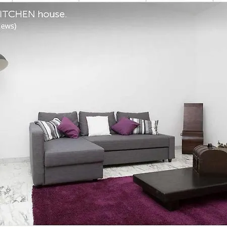 The Red Kitchen House Roma
