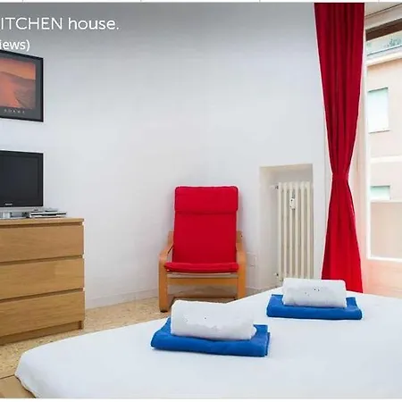 The Red Kitchen House Roma